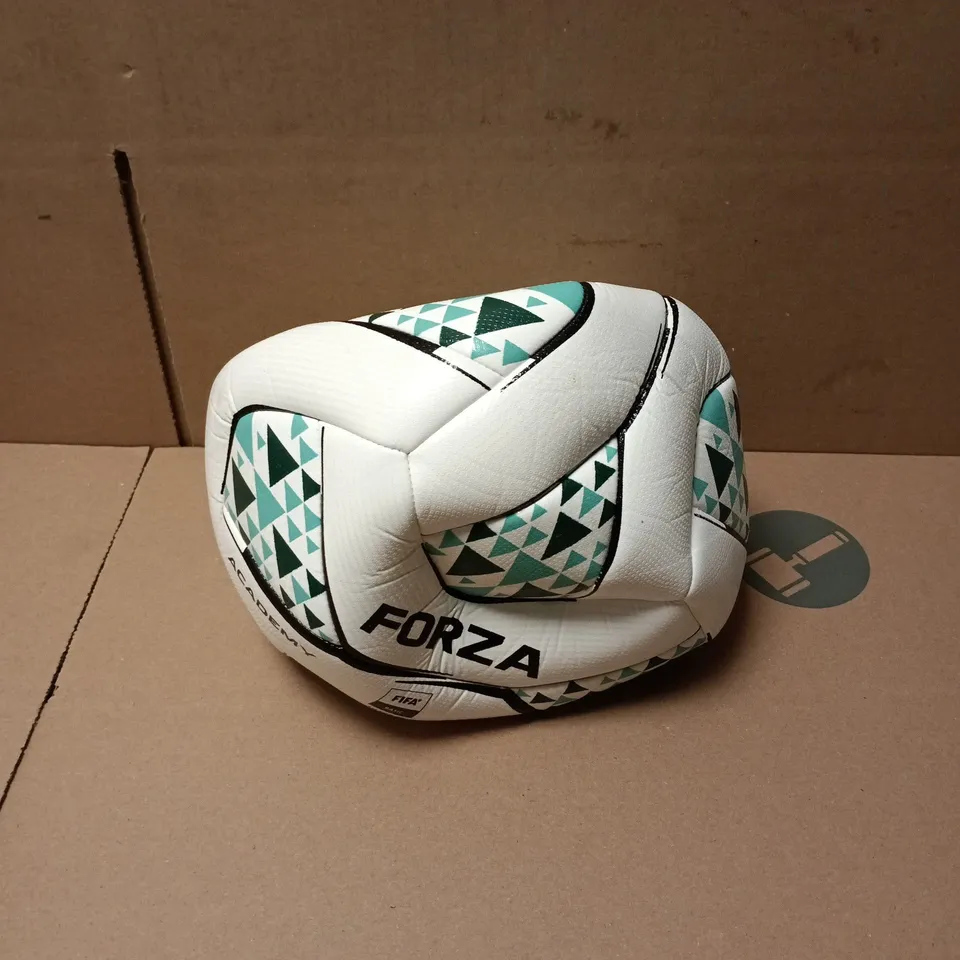 BAGGED FORZA ACADEMY FOOTBALL IN WHITE/GREEN - SIZE 4