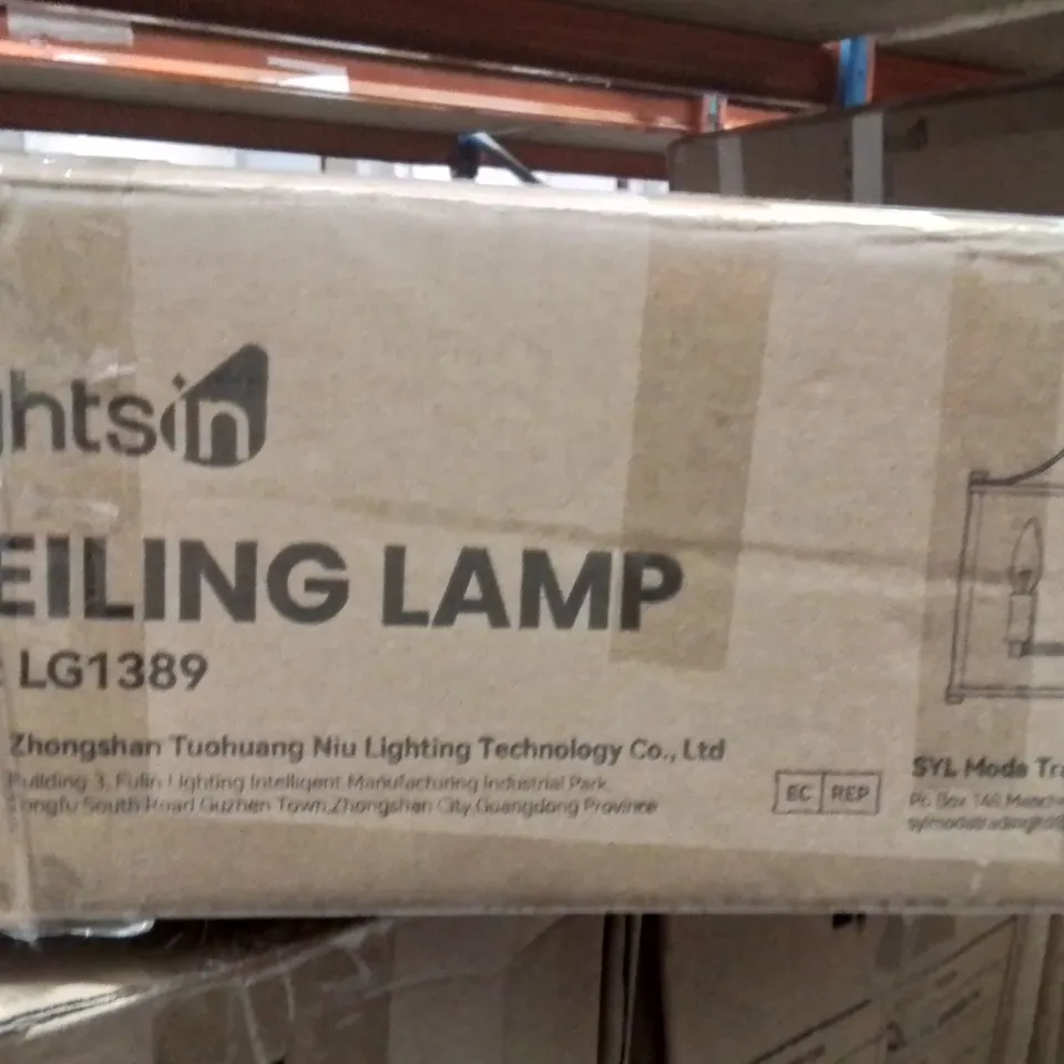 BOXED CEILING LAMP 
