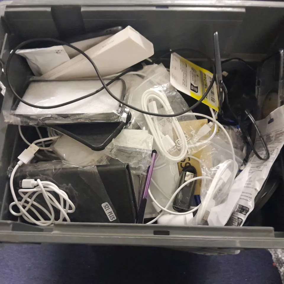 LOT OF ASSORTED MOBILE PHONE ACCESSORIES TO INCLUDE SCREEN PROTECTORS, CASES AND CHARGERS