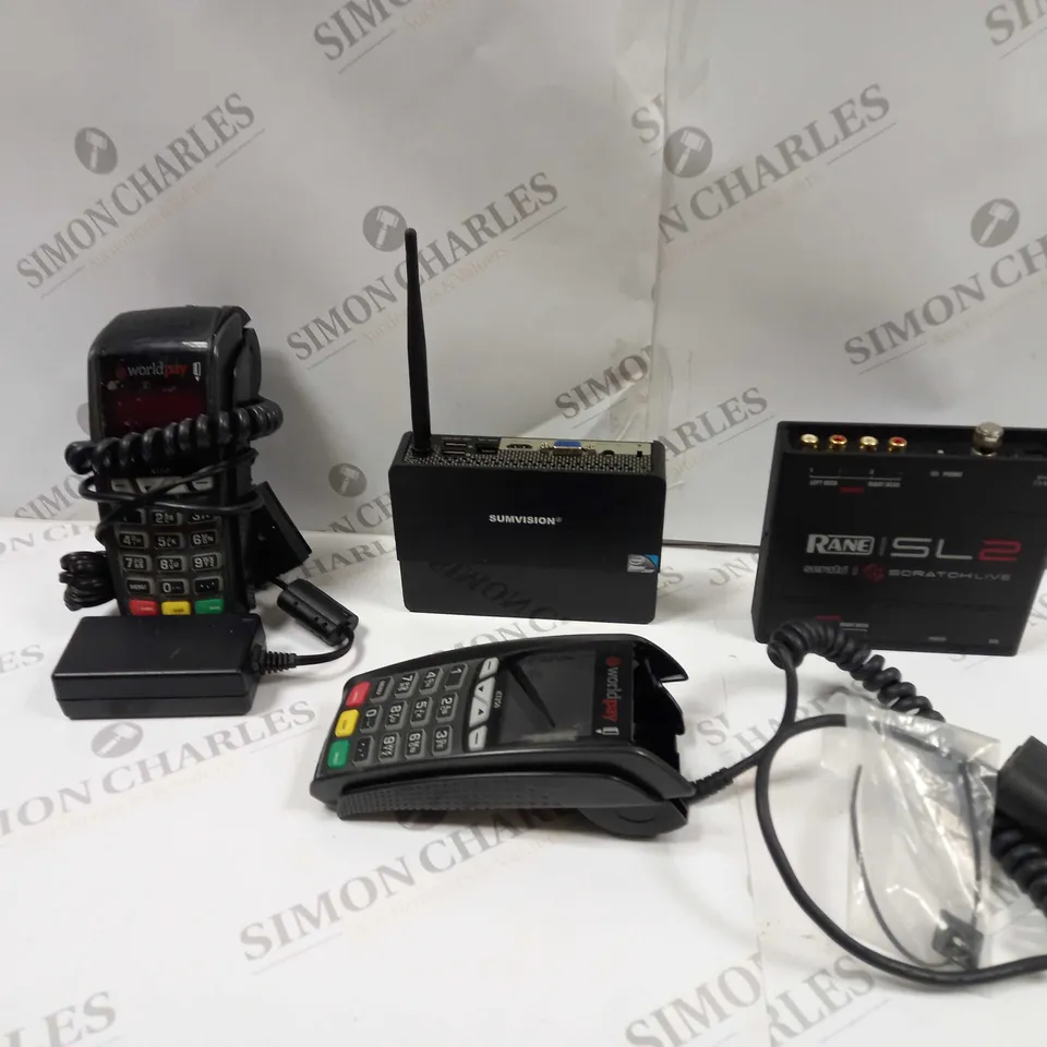 BOX TO CONTAIN APPROX. 12 X ASSORTED TECH PRODUCTS AND ACCESSORIES. INCLUDES CHARGING CABLES, CARD READERS, MULTI-MEDIA PLAYER ETC