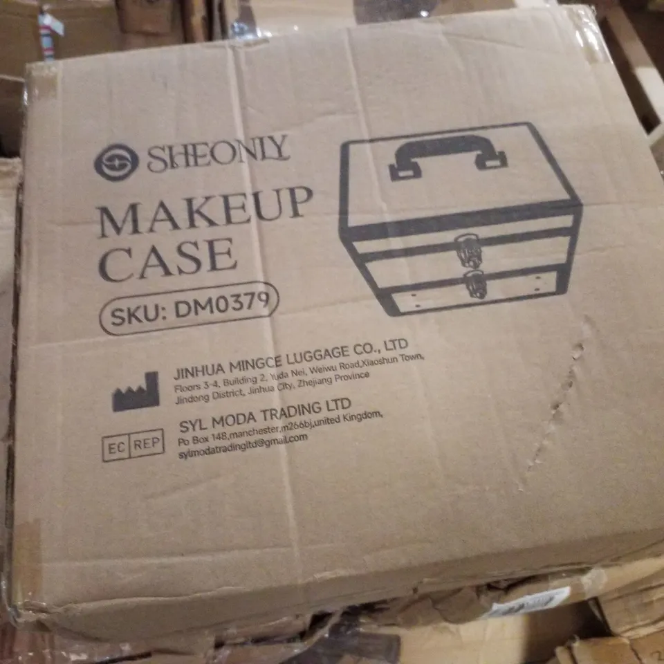 BOXED SHEONLY MAKEUP CASE - BLACKISH GREEN