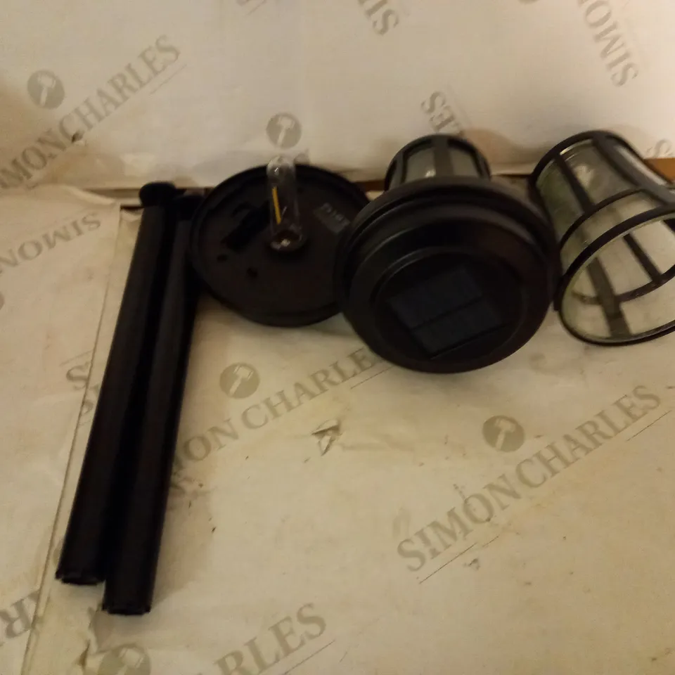 LUXFORM MOTION SENSORED LINKABLE SOLAR PATH LIGHTS