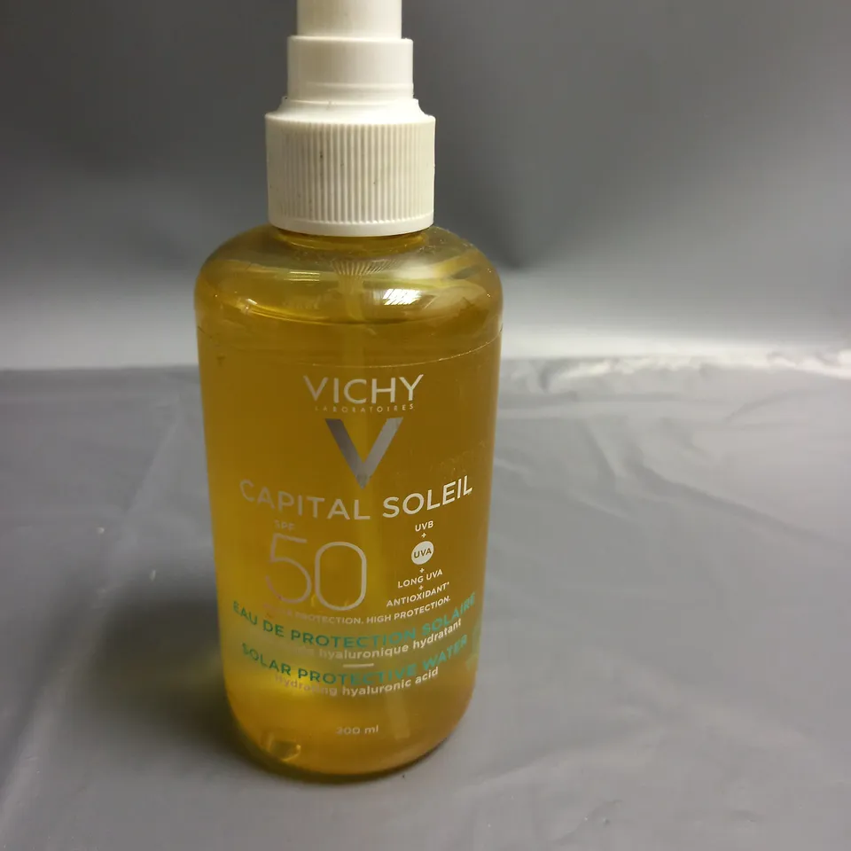 VICHY CAPITAL SOLEIL SOLAR PROTECTIVE WATER SPF 50 200ML