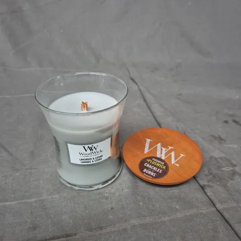WOODWICK LAVENDER & CEDAR SCENTED CANDLE 