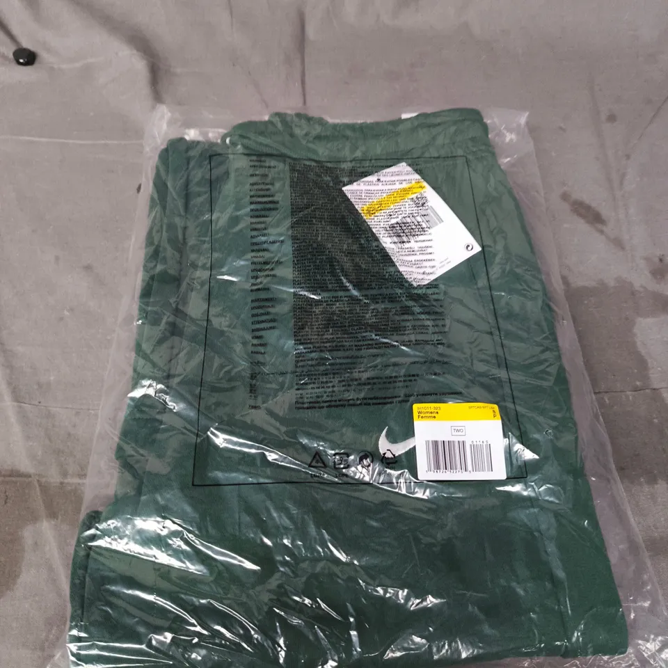 BAGGED NIKE LOGO FLEECED JOGGERS - SIZE M