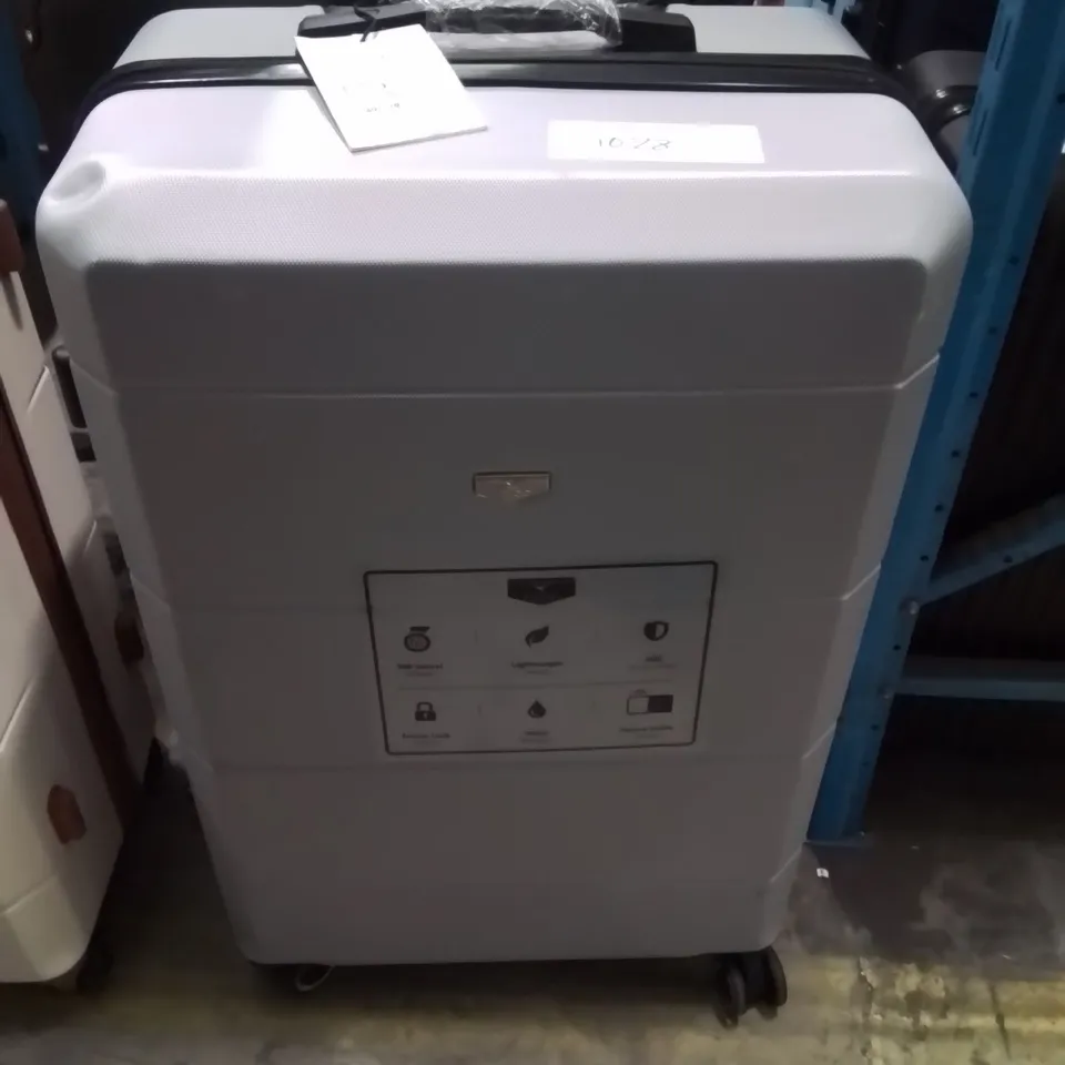 LUGG TRAVEL SUITCASE 