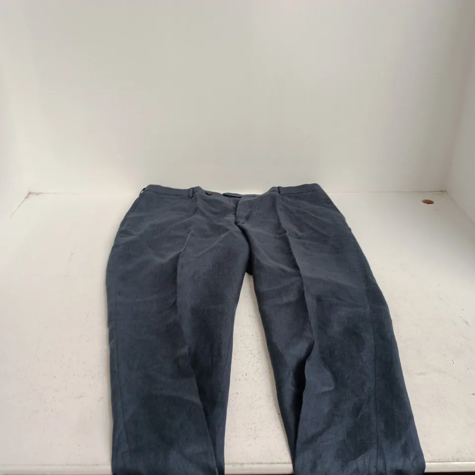 CHARLES TYRWHITT CLASSIC FIT TROUSERS – UK 38 (38W 30L)