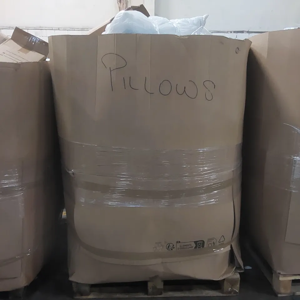 PALLET CONTAINING A VERY LARGE QUANTITY OF ASSORTED PILLOWS AND RELATED BEDDING/COMFORT PRODUCTS ECT