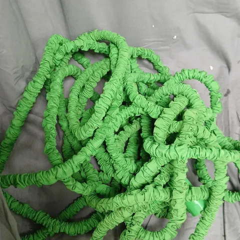 ELASTIC EXPANDABLE SILLY HOSE 