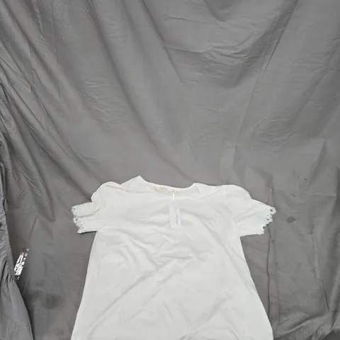 DANNII MINOGUE PETITES WHITE TOP WITH LACE SLEEVE DETAILING UK MEDIUM P