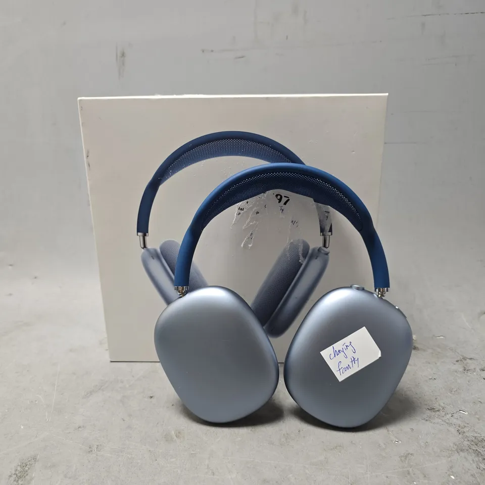 BOXED APPLE AIRPOD MAX 
