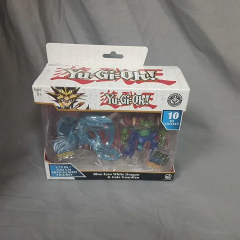 YU-GI-OH! BLUE-EYES WHITE DRAGON & GATE GUARDIAN FIGURINES – 3.75IN ARTICULATED, BOXED