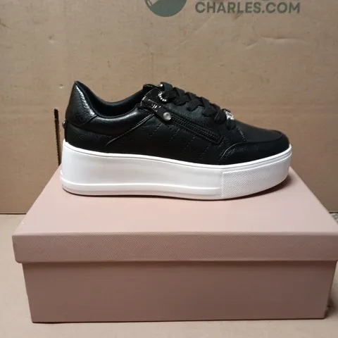 CARVELA JIVE ZIP BLACK SYNTHETIC TRAINERS β UK 5 (EU 38)