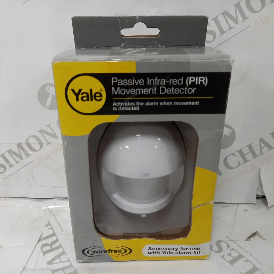 BOXED YALE PASSIVE INFRA-RED MOVEMENT DETECTOR