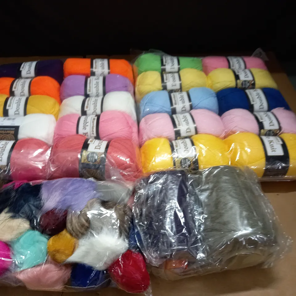 LOT OF SEWING AND KNITTING ITEMS