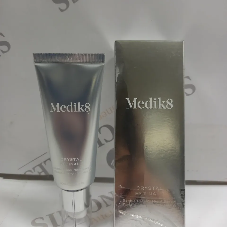 BOXED MEDIK8 CRYSTAL RETINAL 1