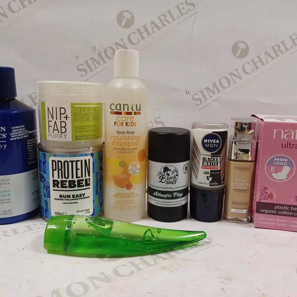 BOX OF APPROX 10 ASSORTED BEAUTY PRODUCTS TO INCLUDE NIP+FAB BREAKOUT RESCUE PADS, NIVEA MEN DEODORANT, L'OREAL TRUE MATCH FOUNDATION #WARM UNDERTONE, ETC 