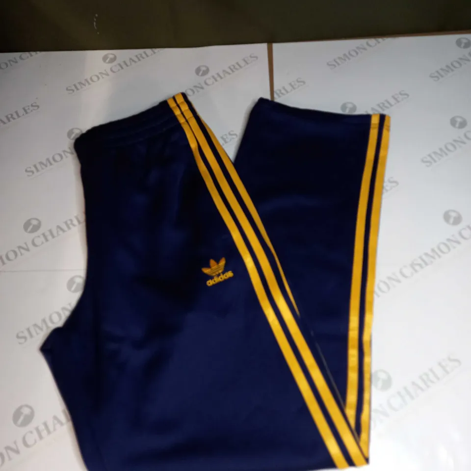 ADIDAS ORIGINAL WIDE LEG TRACKSUIT BOTTOMS SIZE S
