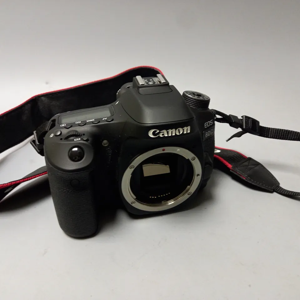 CANON EOS 80D CAMERA