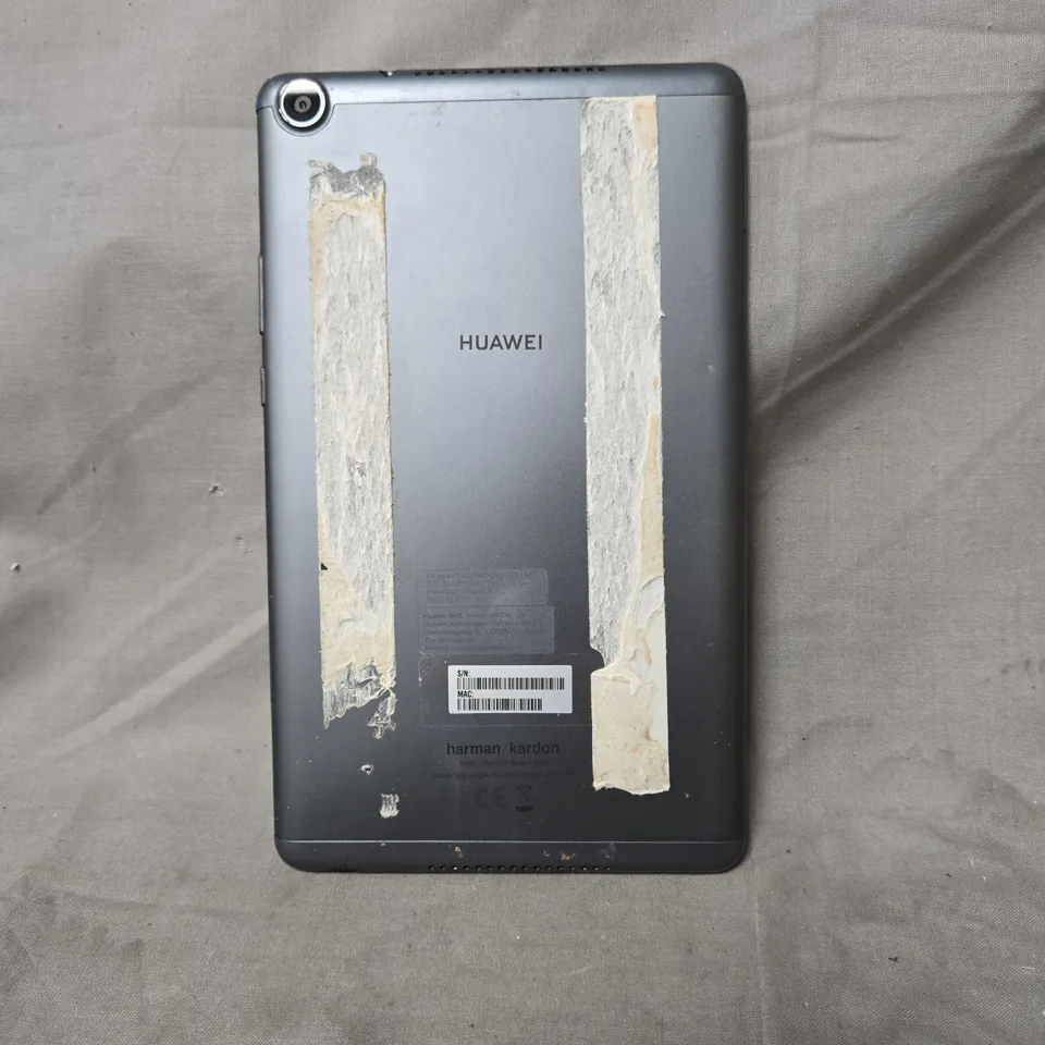 HUAWEI MEDIAPAD M5 LITE TABLET – BOXED; FRONT GLASS CRACKED (HARMAN KARDON AUDIO)