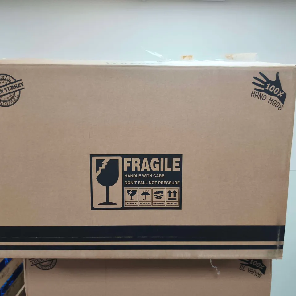 BOX OF APPROX 30 BRASS MOSAIC GLASS TABLE LAMP