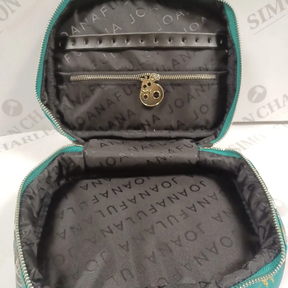 BOX OF APPROX 30 JOANA FULANA BUTTERFLY SPIRIT PREMIUM COLLECTION STORAGE BAGS