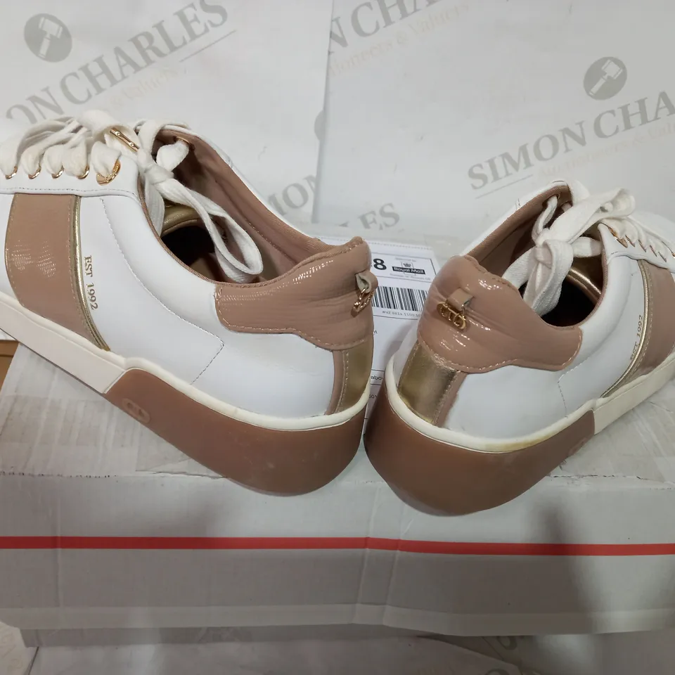 BOXED PAIR OF DUNE WHITE/BEIGE - SIZE 5