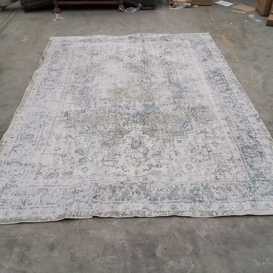 QUALITY DESIGNER AREA RUG - APPROXIMATELY 325 x 240cm