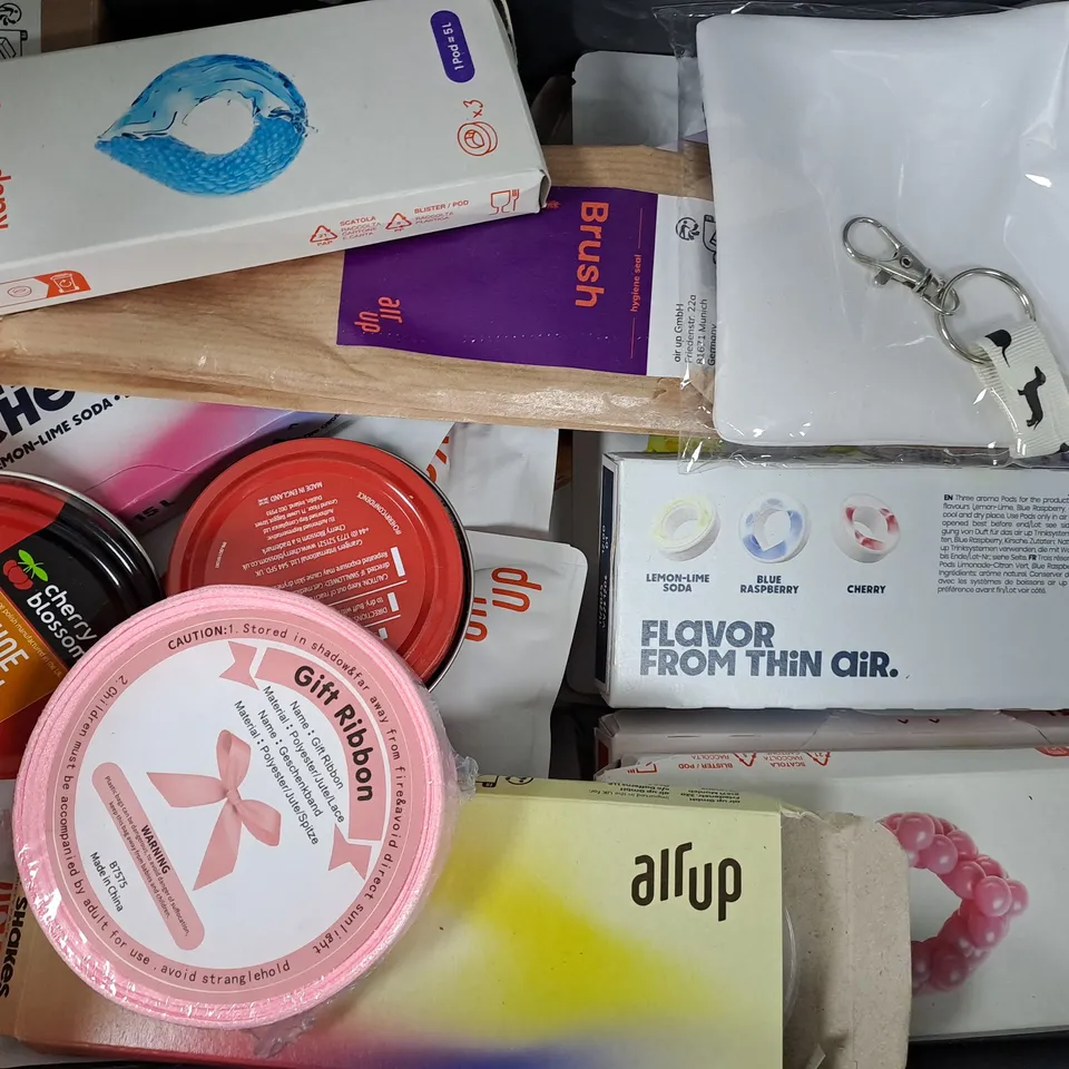 APPROXIMATELY 15 ASSORTED HOUSEHOLD ITEMS TO INCLUDE LENOR IN-WASH SCENT BOOSTER, AIR UP AROMA PODS, ETC