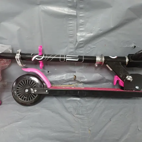 BOXED EVO INLINE SCOOTER