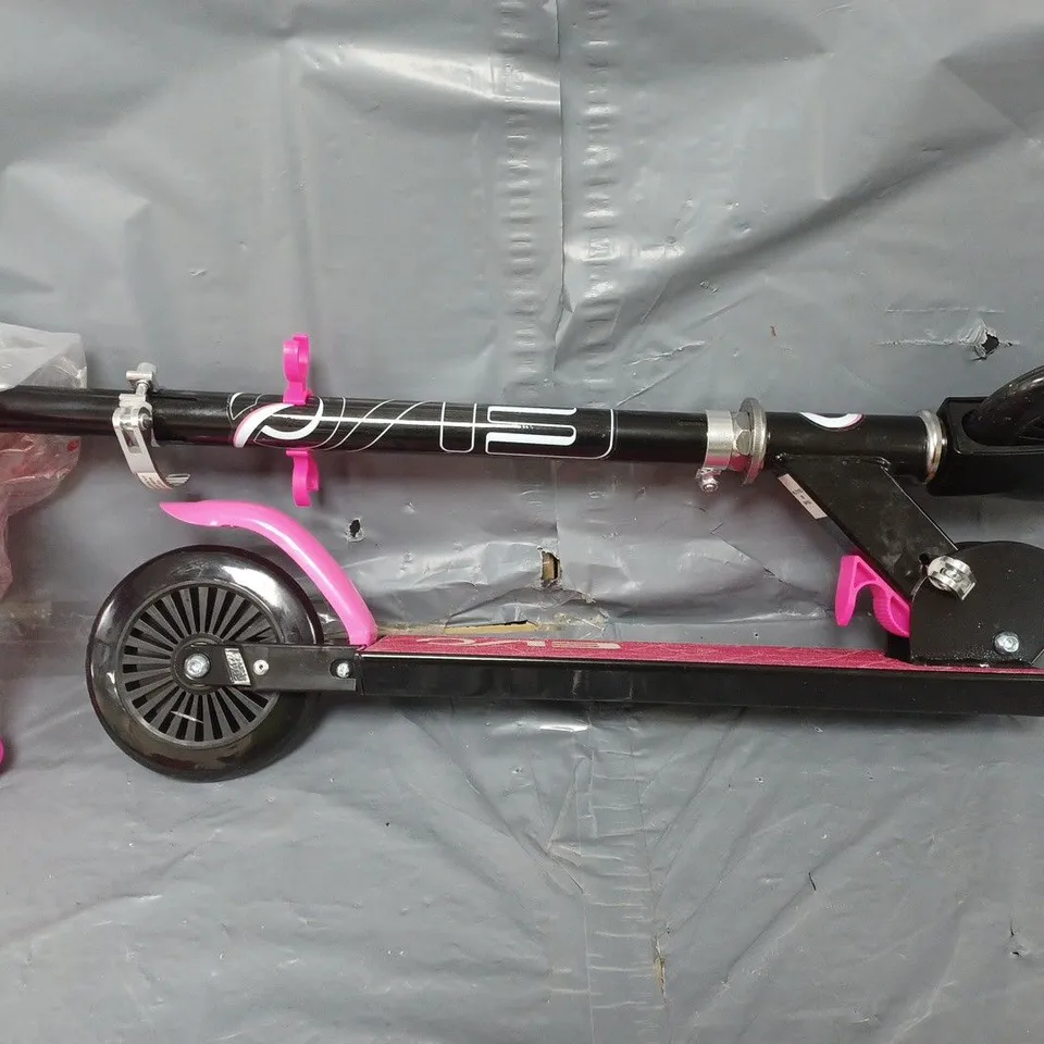 BOXED EVO INLINE SCOOTER 