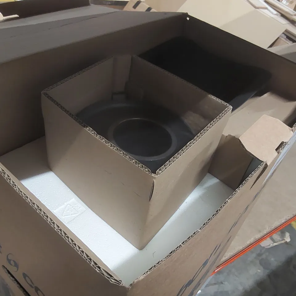 BOXED BRAND NEW ROBOT COUPE J 80 56001B JUICE EXTRACTOR