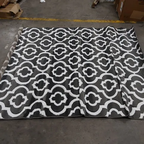 MODERN TRENDZ RUG - GREY // SIZE: 160 X 220cm