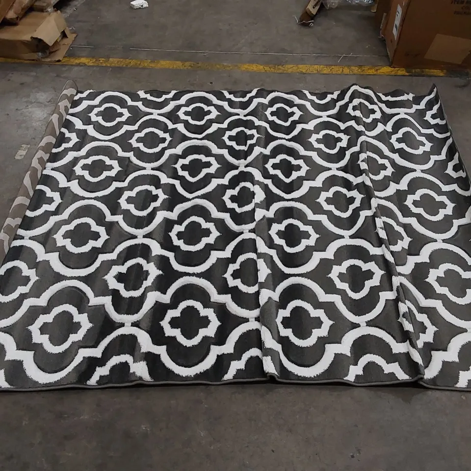 MODERN TRENDZ RUG - GREY // SIZE: 160 X 220cm