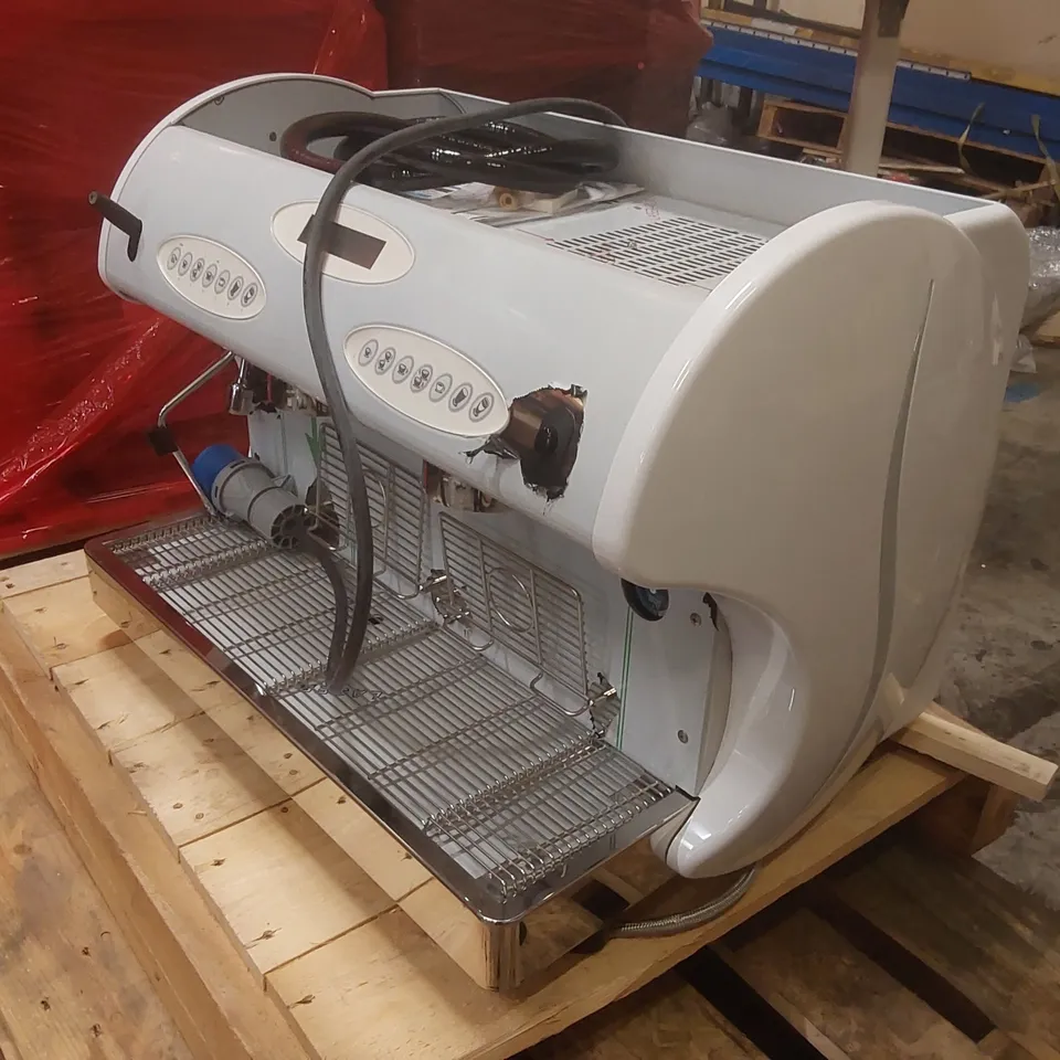 BRAND NEW BOXED CARIMALI TCHIBO ONE KICCO 2-GROUP COMMERCIAL ESPRESSO MACHINE