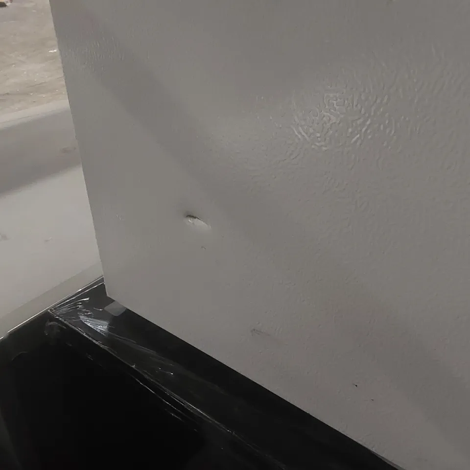 LOGIK LUF48W23 UNDERCOUNTER FREEZER - WHITE
