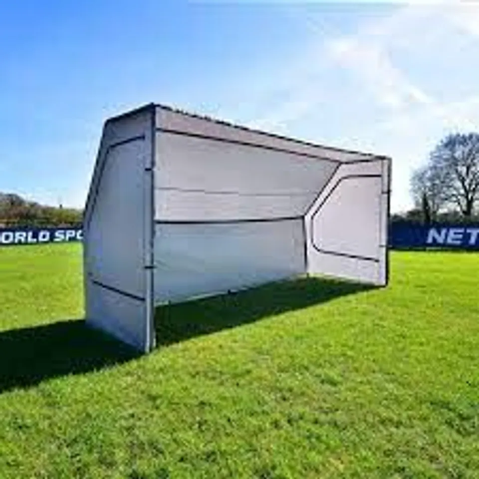 BOXED NET WORLD SPORT TEAM SHELTER 