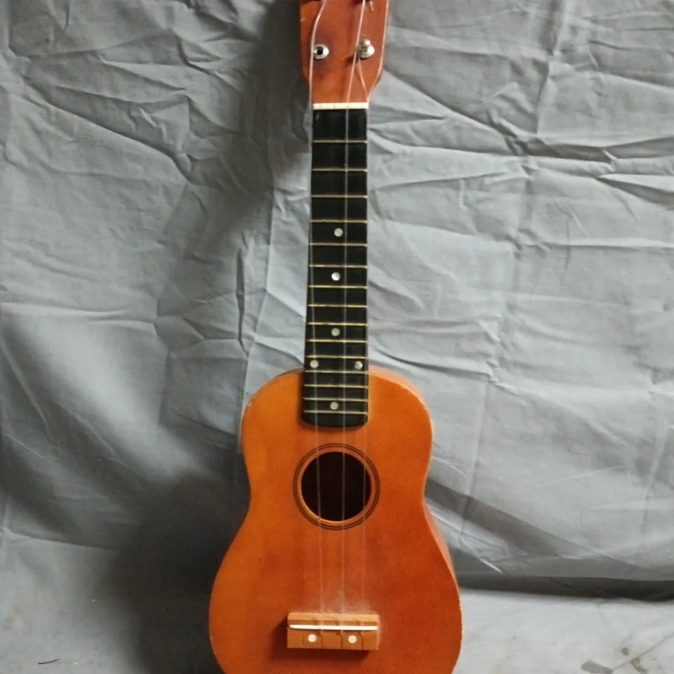 MARTIN SMITH UKULELE