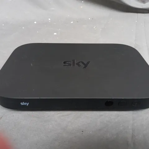 SKY Q MINI BOX