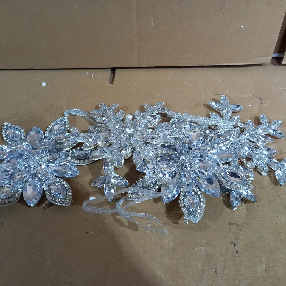 JM BY JULIEN MACDONALD SET OF 4 SILVER SNOW HANGER