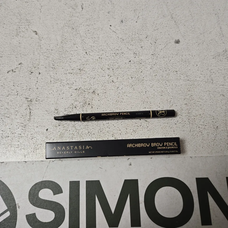 ANASTASIA BEVERLY HILLS ARCH BROW PENCIL – SOFT BROWN