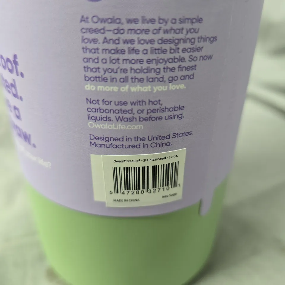 OWALA FREESIP INSULATED WATER BOTTLE 32 OZ – LIGHT GREEN WITH PURPLE LABEL