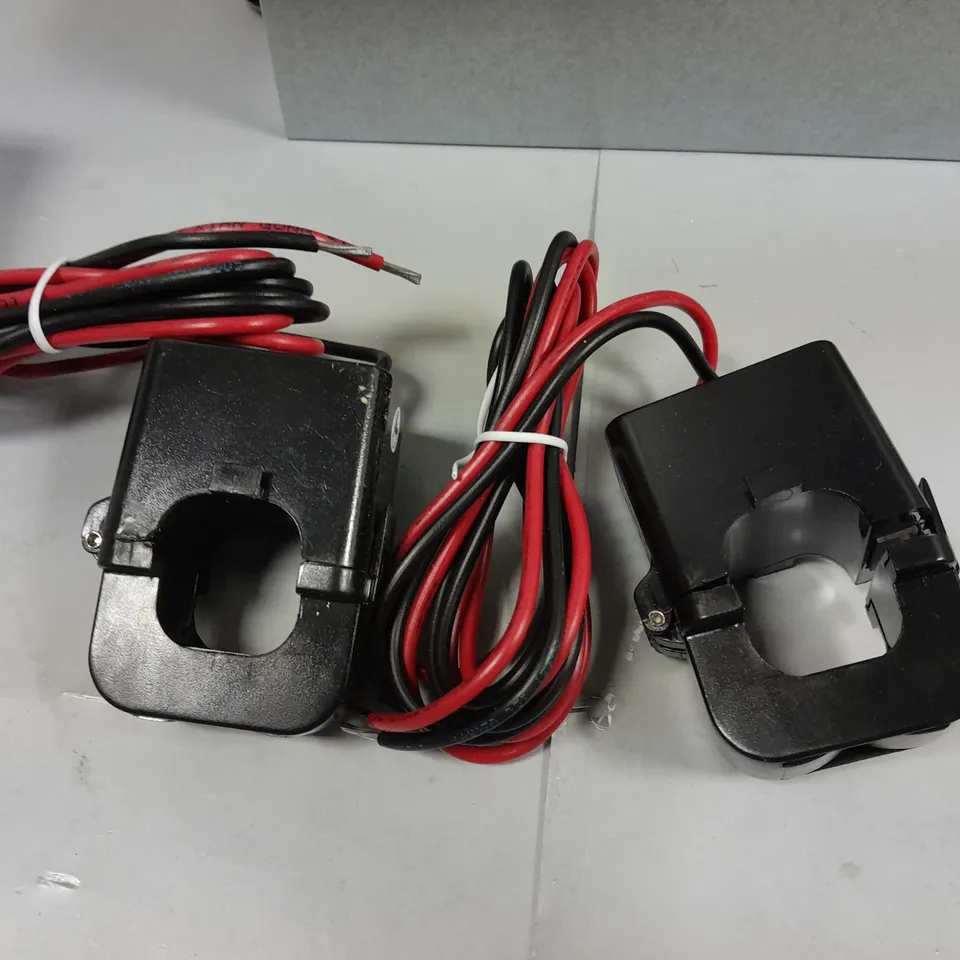 LOT OF 5 ASSORTED TECH ITEMS TO INCLUDE DELL H360EGM, LCTA97C2 CLASPS AND MKM ICONX MKM3 REV K BOARDS
