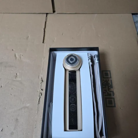 BEAULUXE 6-IN-1 RF EMS BEAUTY DEVICE – BOXED 