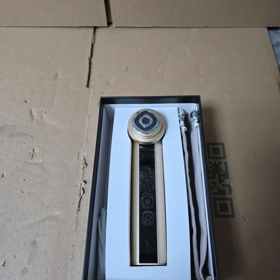 BEAULUXE 6-IN-1 RF EMS BEAUTY DEVICE – BOXED 