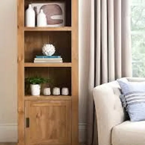 BOXED CLIFTON OAK-EFFECT DISPLAY UNIT (1 BOX)
