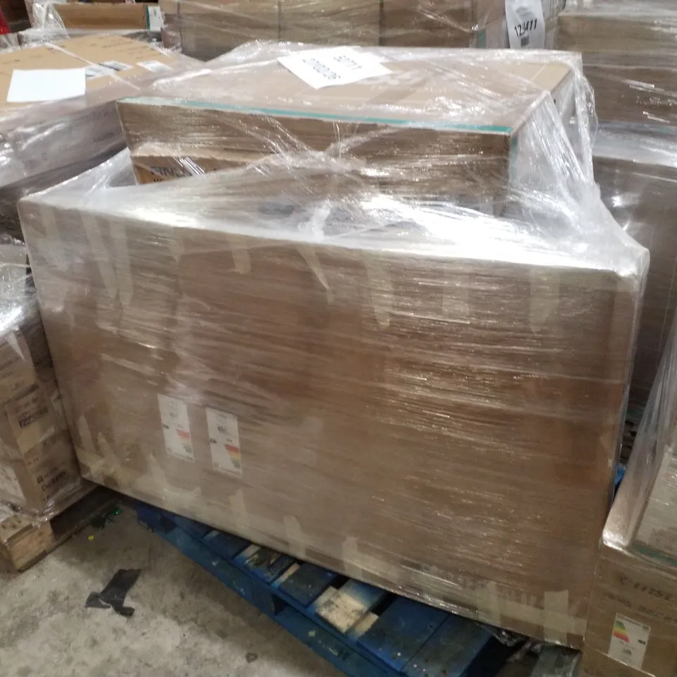 PALLET CONTAINING APPROXIMATELY 15 ASSORTED DAMAGED TVS