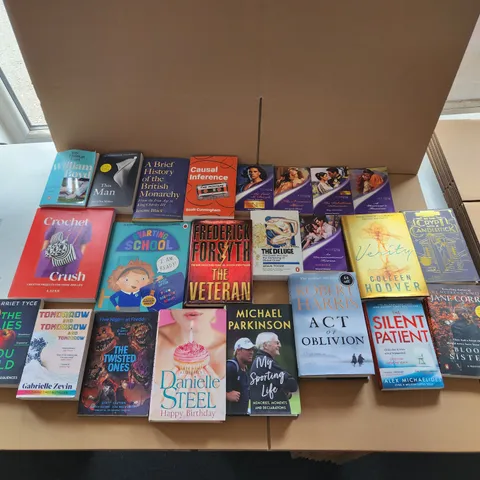 CAGE OF A SIGNIFICANT QUANTITY OF ASSORTED BOOKS BY GABRIELLE ZEVIN, SCOTT CUNNINGHAM, COLLEEN HOOVER, MICHAEL PARKINSON, FREDERICK FORSYTH, DAISY WAUGH, ETC