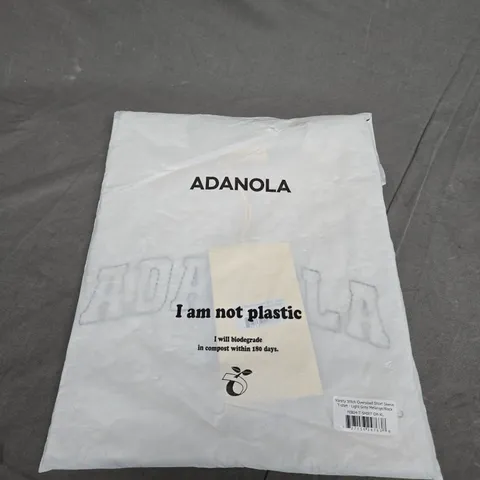 BAGGED ADANOLA VARSITY STITCH OVERSIZED TEE SIZE XL