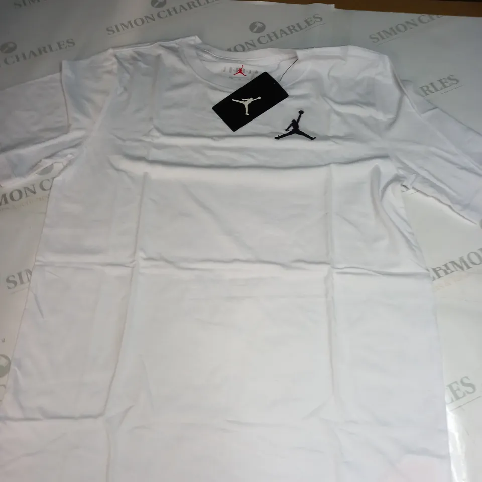 AIR JORDAN LOGO CASUAL T-SHIRT SIZE XL ( JUNIORS )